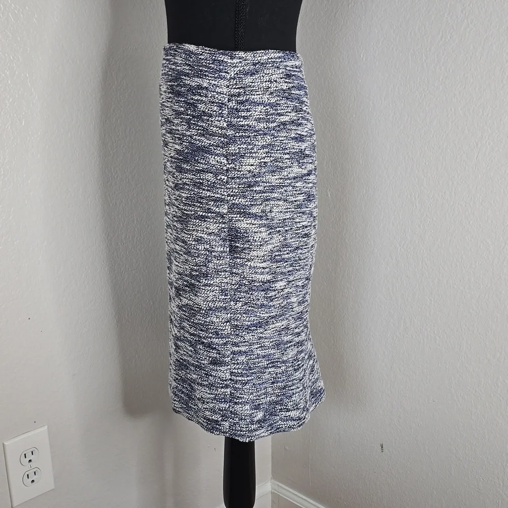 Ann Taylor Tweed Pencil Skirt in Blue, White, and Black Size 14 - Picture 3 of 5